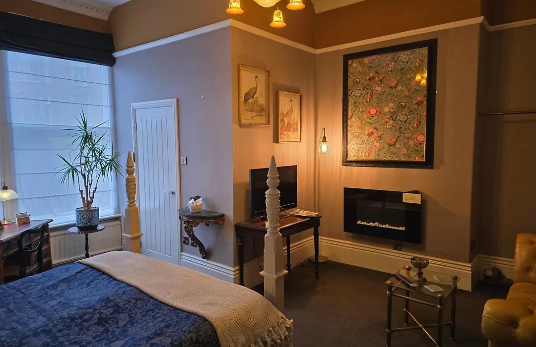Ashburton House - B&B-1